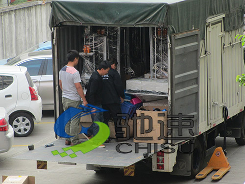 自動(dòng)鎖螺絲機(jī)裝車(chē)