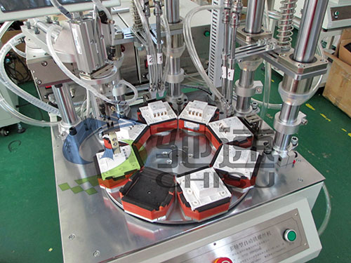 墻壁開關(guān)自動(dòng)擰螺絲機(jī)-4軸機(jī)械手